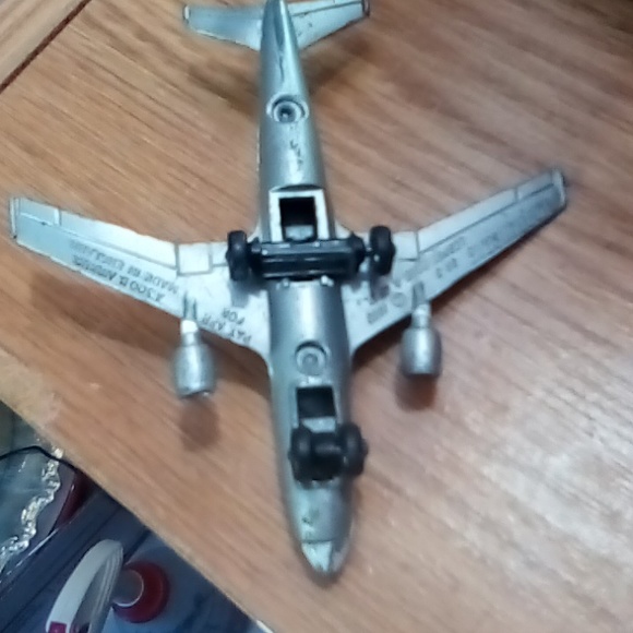 Air France Air Bus Matchbox Airplane Jet Toy Model. - Picture 4 of 4